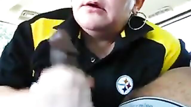 Steelers Fan Sucking Dick In A Car