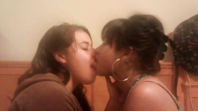 Lesbian kiss - 3