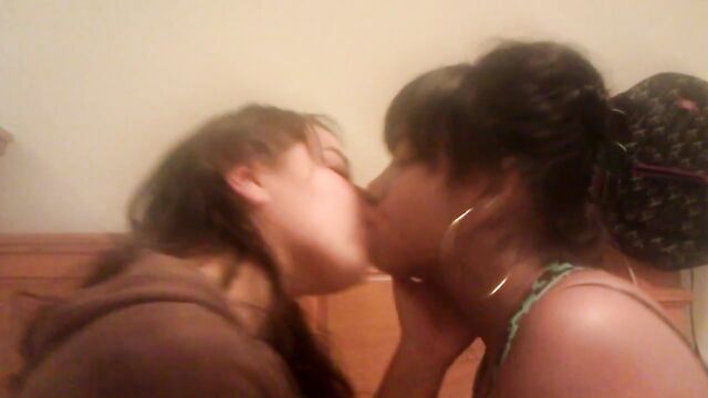 Lesbian kiss - 3