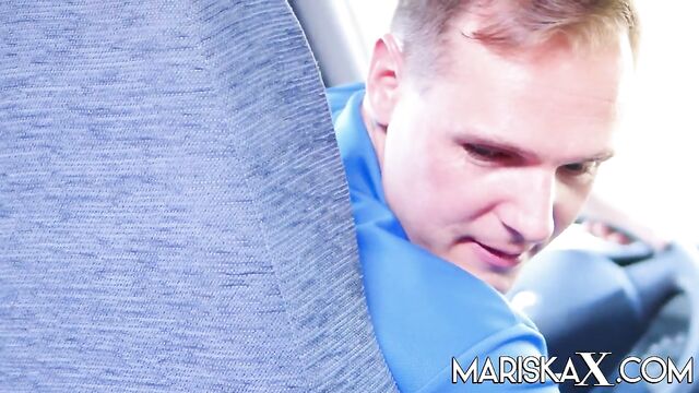 MARISKAX – Mariska's road trip blowjob