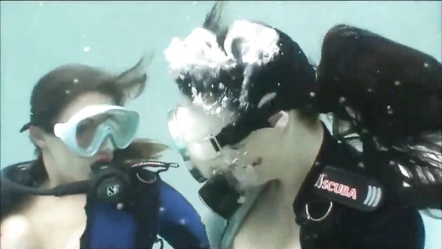 Scuba Lesbian Peril