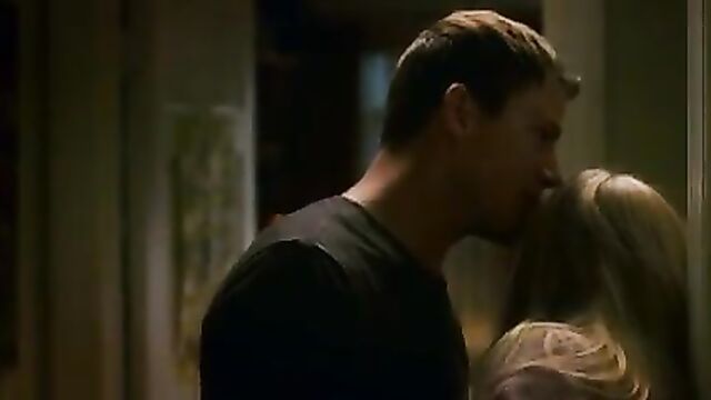 A1NYC Amanda Seyfried in Dear John 02