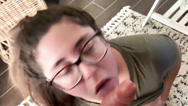 Natalie Monroe - Sloppy Blowjob with Facial