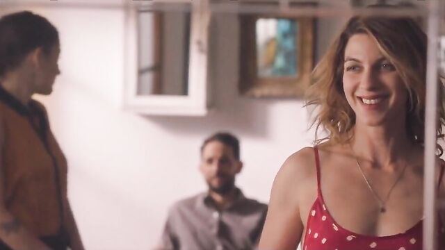 Natalia Tena, Bella Camero, Sangre Sex Scenes