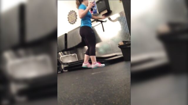 Cute Blonde PAWG Workout