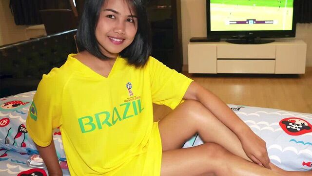 World Cup jersey Thai teen amateur homemade blowjob and cowgirl fucking