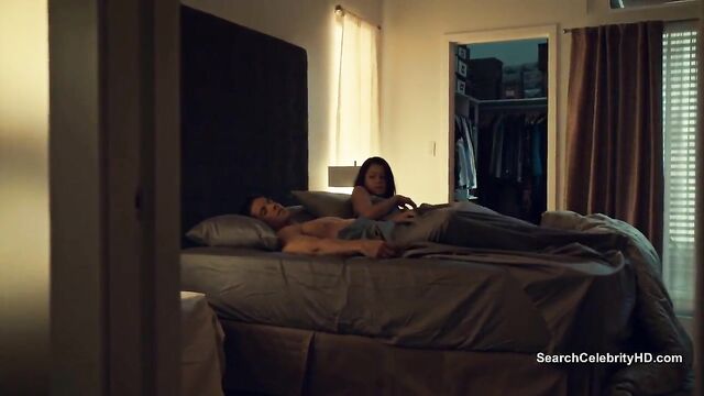 Tatiana Maslany nude - Orphan Black S01E01