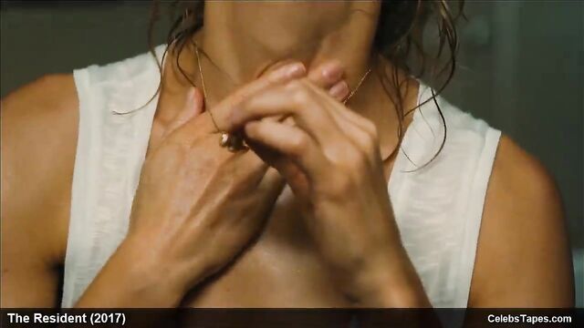 Celebrity Hilary Swank Almost Naked And Erotic Movie Scenes