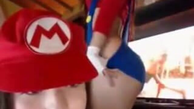 Lesbian Mario Girls Having Fun - Sexy Cosplay Outfits webcam