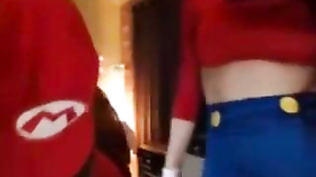 Lesbian Mario Girls Having Fun - Sexy Cosplay Outfits webcam