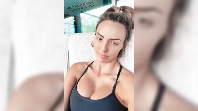 WWE - Peyton Royce cleavage selfie