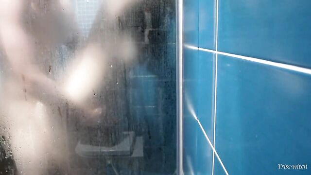 Young amateur couple fucking hard in the shower, witch Triss
