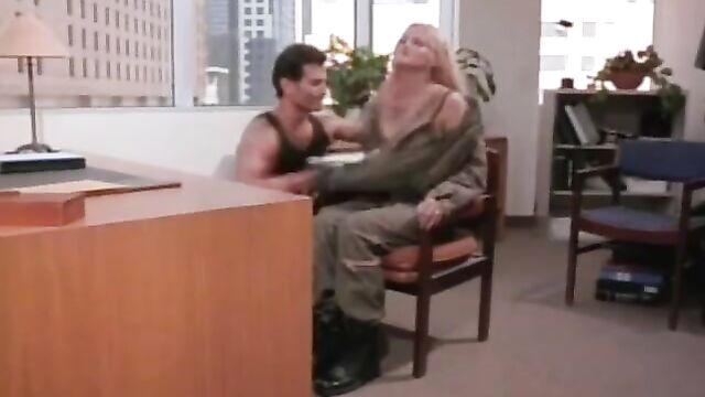 Anna Nicole Smith Busty Boobs ScandalPlanetCom
