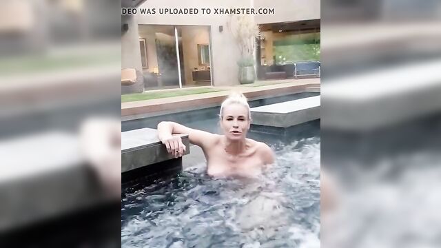 Chelsea Handler In Hot Tub
