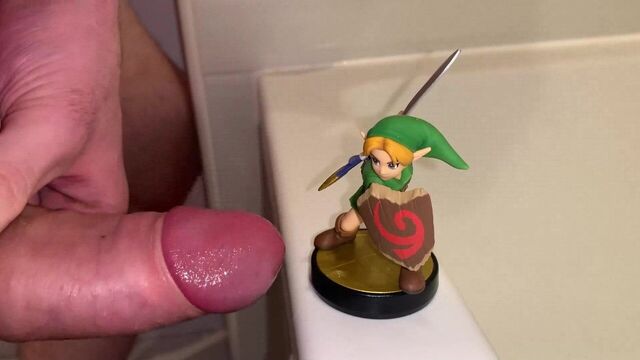 Hotglue: Young Link amiibo