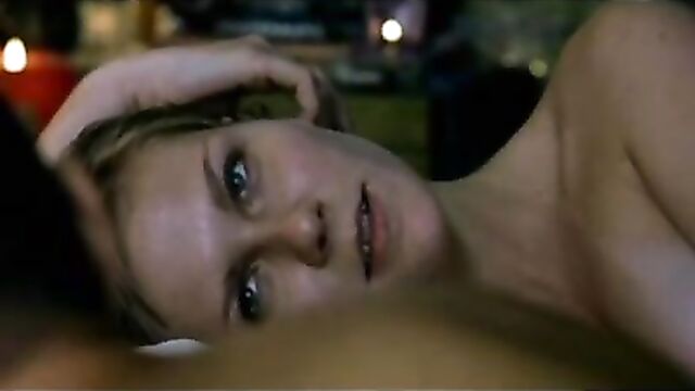 Kirsten Dunst - Crazy Beautiful
