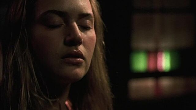 Kate Winslet - ''Holy Smoke'' 03