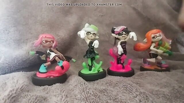 Cumming on 4 Squid Girl Amiibo!