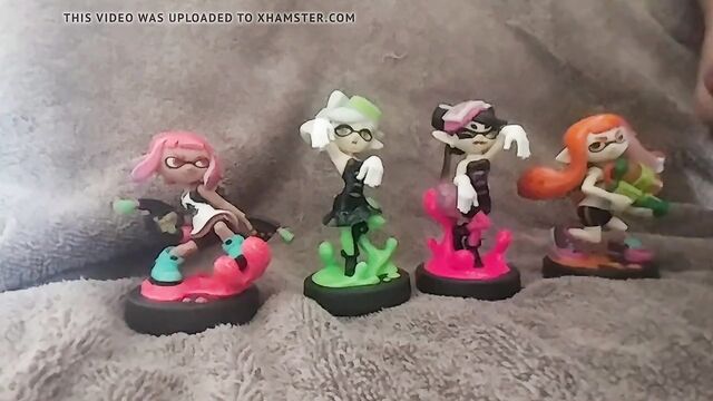 Cumming on 4 Squid Girl Amiibo!