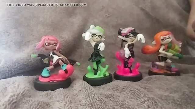 Cumming on 4 Squid Girl Amiibo!