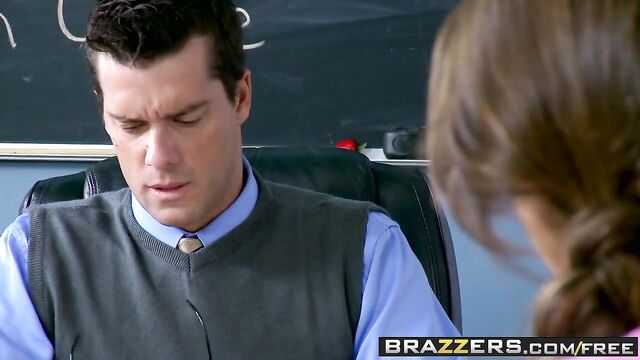 Brazzers - Big Tits at School - Alice Lighthouse Ramon - Fro