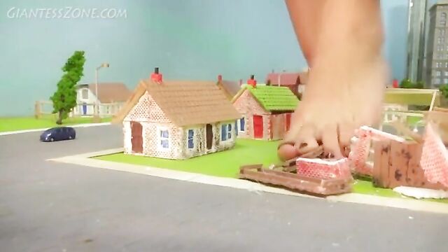 GTSZone - Giantess Sahrye City Attack