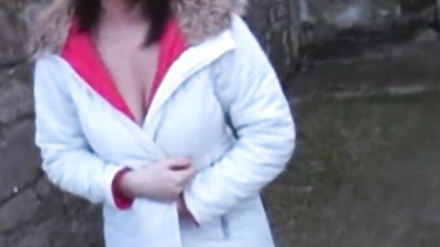 stacey west 18 yo naked walk at a castle uk