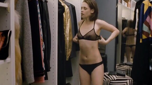 Kristen Stewart - Personal Shopper (2016)