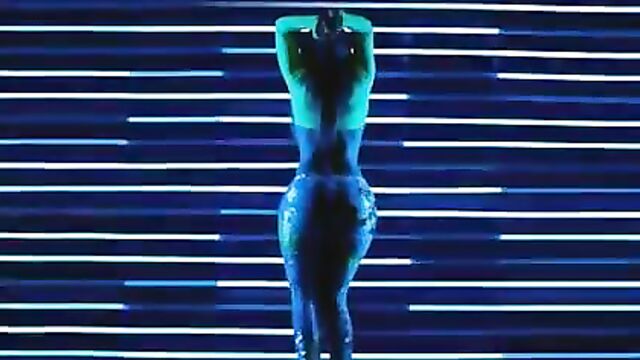 jennifer lopez shaking her ass!!