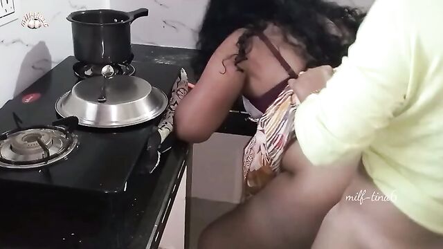 Devar bhabhi hardcore doggy style fucking in kitchen with Hindi dirty talking.bhabi ko devar ne mein choda