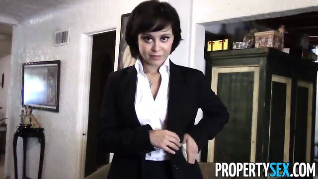 PropertySex - Cute realtor makes dirty sex video with client