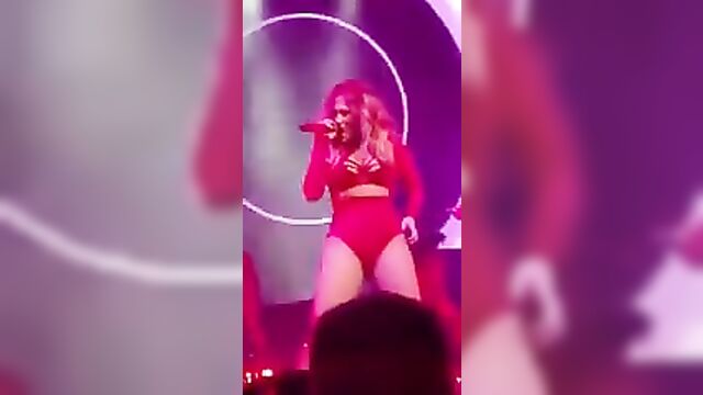 Jennifer Lopez - Booty Live Orlando