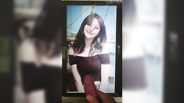 Fromis jiheon cum tribute