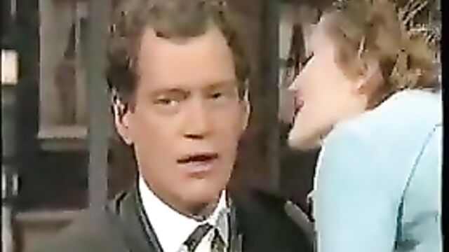 Drew Barrymore - Flashes Dave Letterman