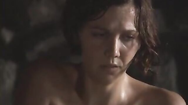 Maggie Gyllenhaal Nude 1 - Strip Search
