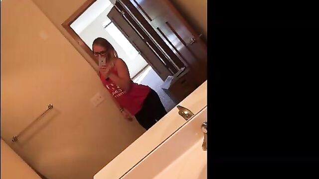 Amazing American College Girls, Nude Selfies And Clips 2