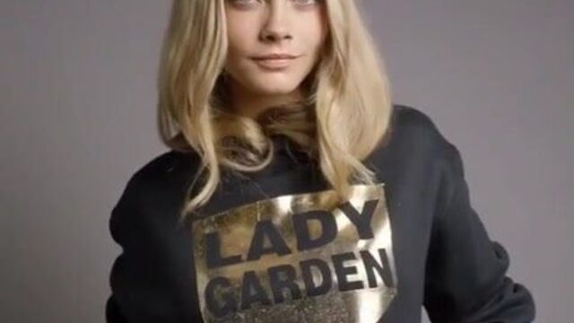 Cara Delevingne shows us something more sexual