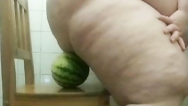 Ssbbw crushes watermelon on onlyfans