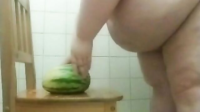 Ssbbw crushes watermelon on onlyfans