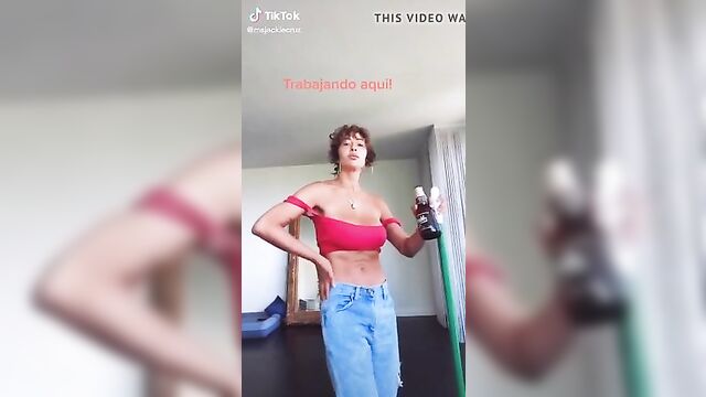 Jackie Cruz dancing on TikTok