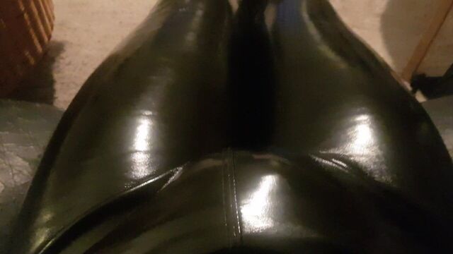 Me showing in tight PVC leggings & Dr. Martens 4