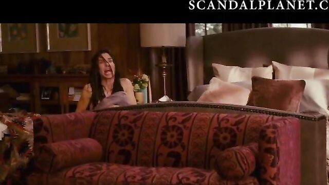 Sandra Bullock Nude & Sex Scenes