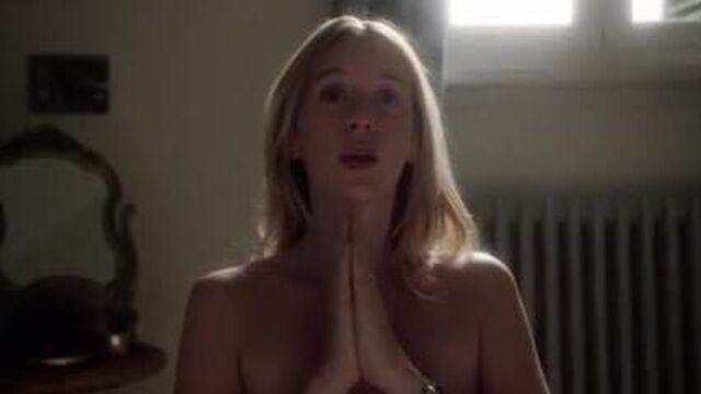 Ludivine Sagnier - The Young Pope