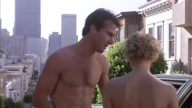 Dennis Quaid Naked in The Movie Innerspace
