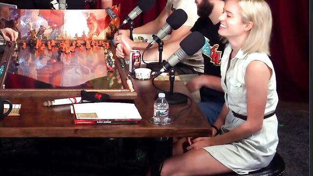 Elyse Willems (fans only)