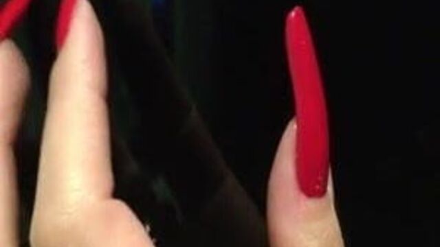 The most beautiful long nails in the world