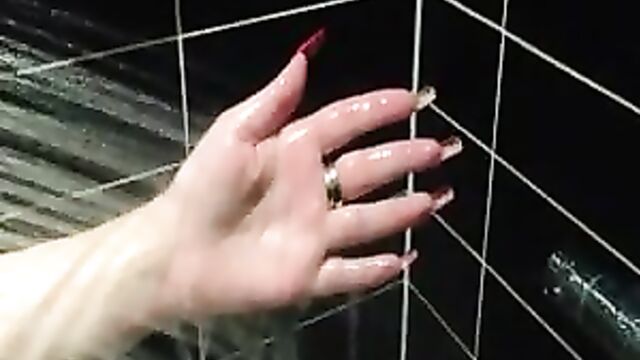 The most beautiful long nails in the world