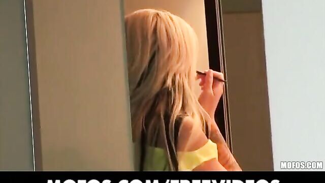 SEXY blonde roomate Jessa Rhodes gets caught getting dressed