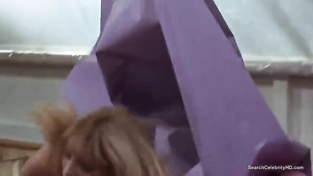 Jane Birkin and Gillian Hills nude - Blowup