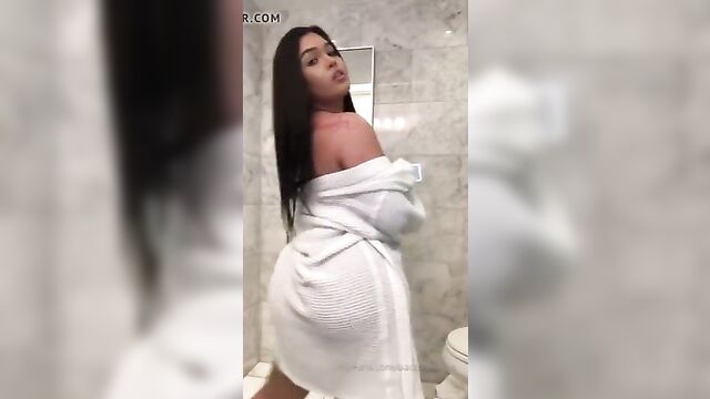 this latina is fucking bad